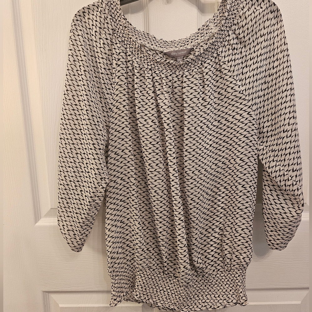 Daisy Fuentes Black and White Blouse- Size L